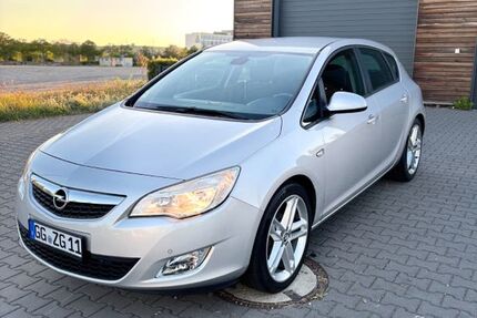 Opel Astra 178.500 km 4.590 &euro; Raunheim 65479