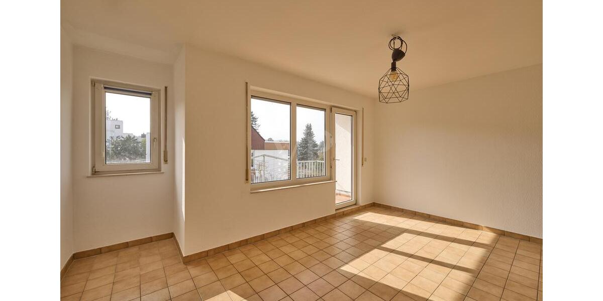 Etagenwohnung Darmstadt Eberstadt - 3 Zimmer, 76 m&sup2;, 1.100&euro; | Angebot:26179808