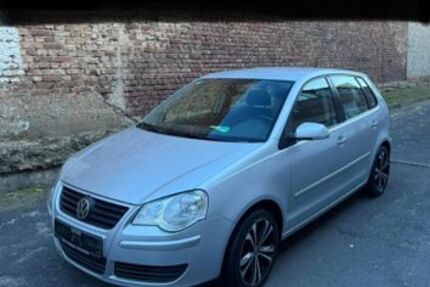 VW Polo 151.000 km 3.300 &euro; Frankfurt am Main 65934