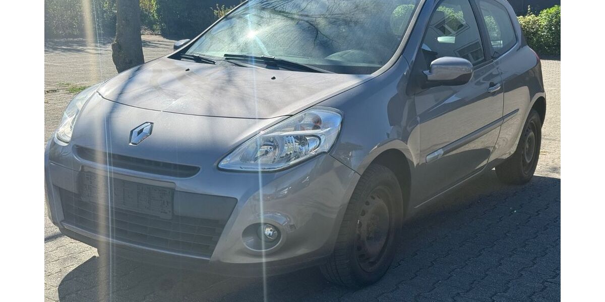 Renault Clio 149.000 km 2.190 &euro; Rüsselsheim 65428