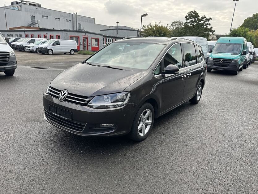 VW Sharan 233.669 km 6.900 € Mainz 55122
