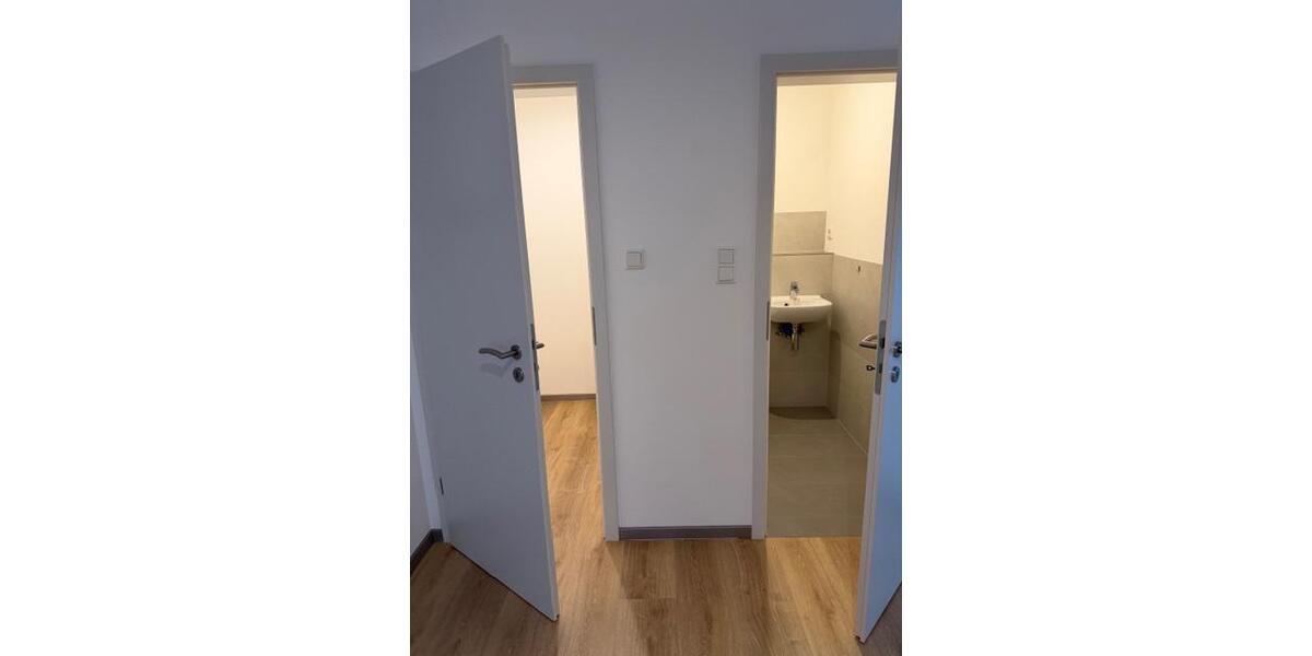 Etagenwohnung Bensheim - 3 Zimmer, 110 m&sup2;, 1.100&euro; | Angebot:26446281