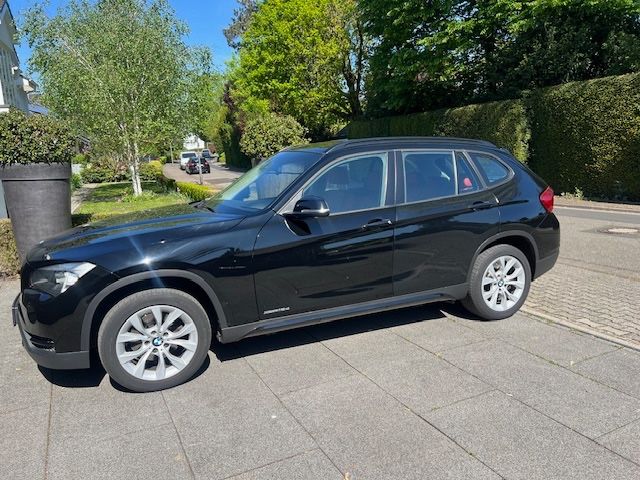 BMW X1 92.000 km 13.500 € Frankfurt 60598