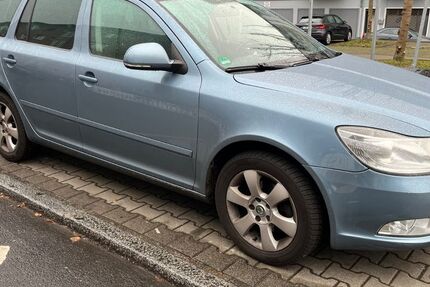 Skoda Octavia 268.800 km 3.400 &euro; Frankfurt 60488