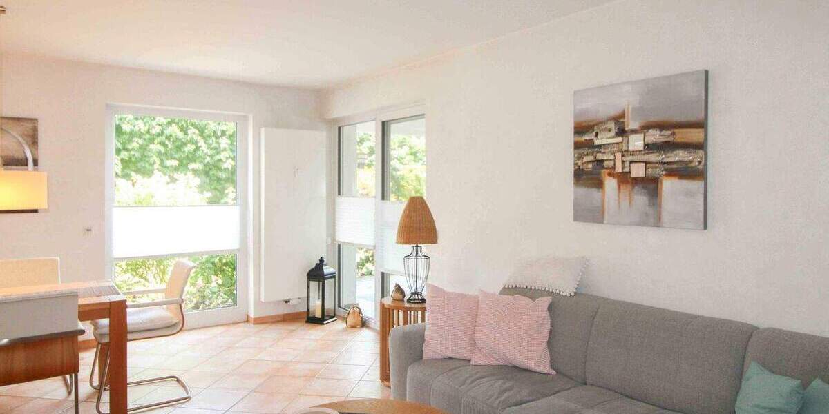 Möblierte, hochwertig sanierte Erdgeschosswohnung mit kleiner Gartenoase 3 zimmer