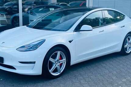 Tesla Model 3 51.999 km 32.950 &euro; Dieburg 64807