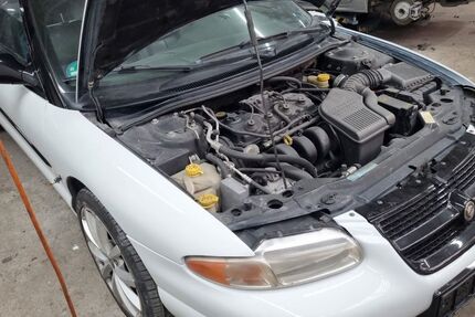 Chrysler Stratus 213.000 km 2.300 &euro; Nierstein 55283