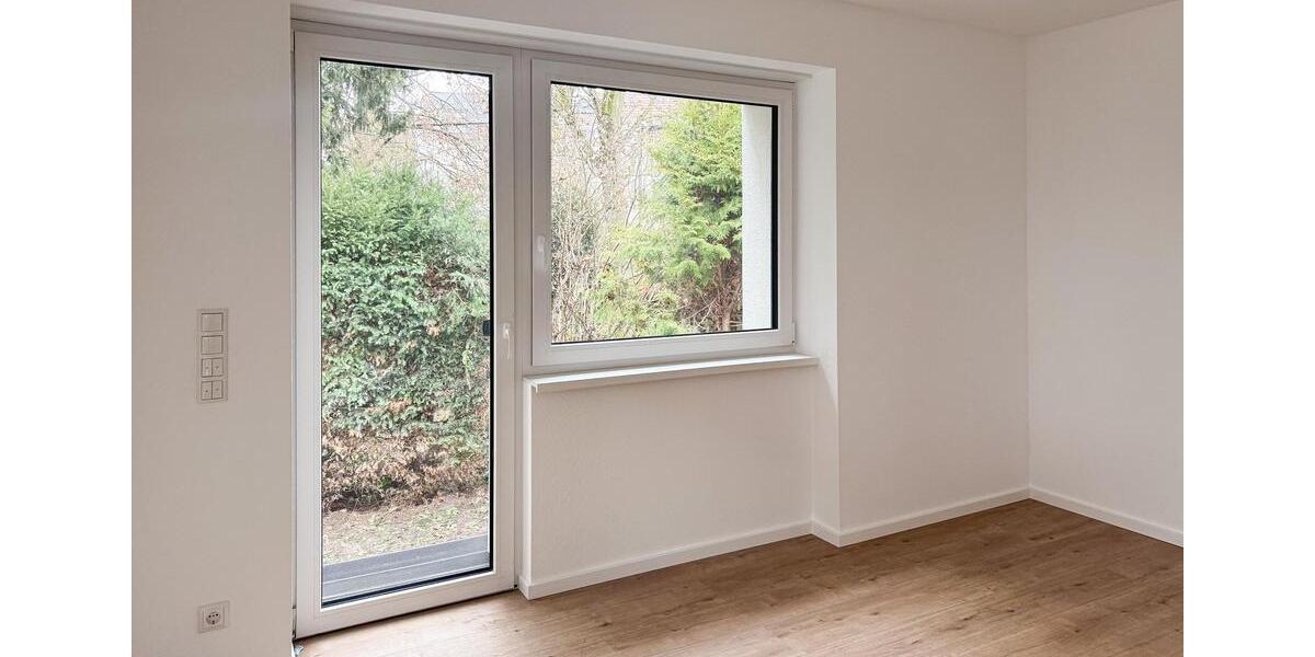 Erstbezug nach Sanierung: Moderne Praxis- oder Bürofläche mit eigenem Zugang zimmer