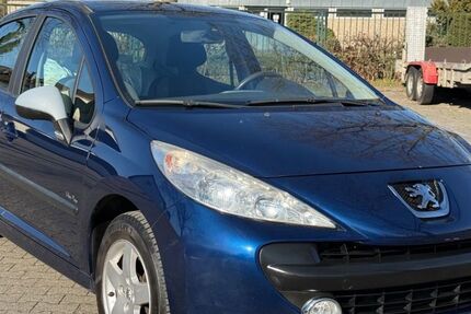 Peugeot 207 193.000 km 2.798 &euro; Rüsselsheim 65428
