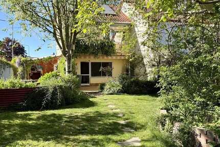 Haus Frankfurt am Main Bonames - 5 Zimmer, 120 m&sup2;, 450.000&euro; | Angebot:26436326