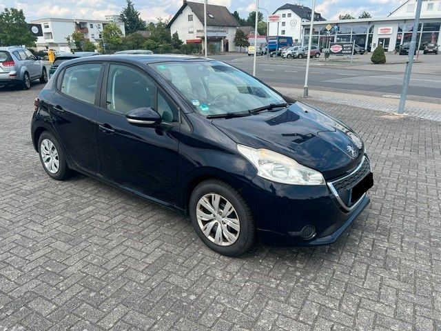 Peugeot 208 158.287 km 3.650 &euro; Rodgau Nieder-Roden 63110