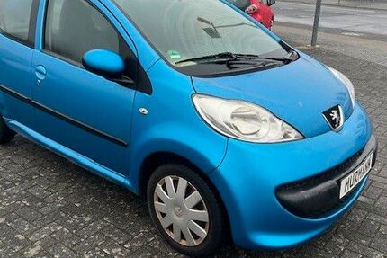Peugeot 107 99.500 km 2.500 &euro; Rodgau Nieder-Roden 63110