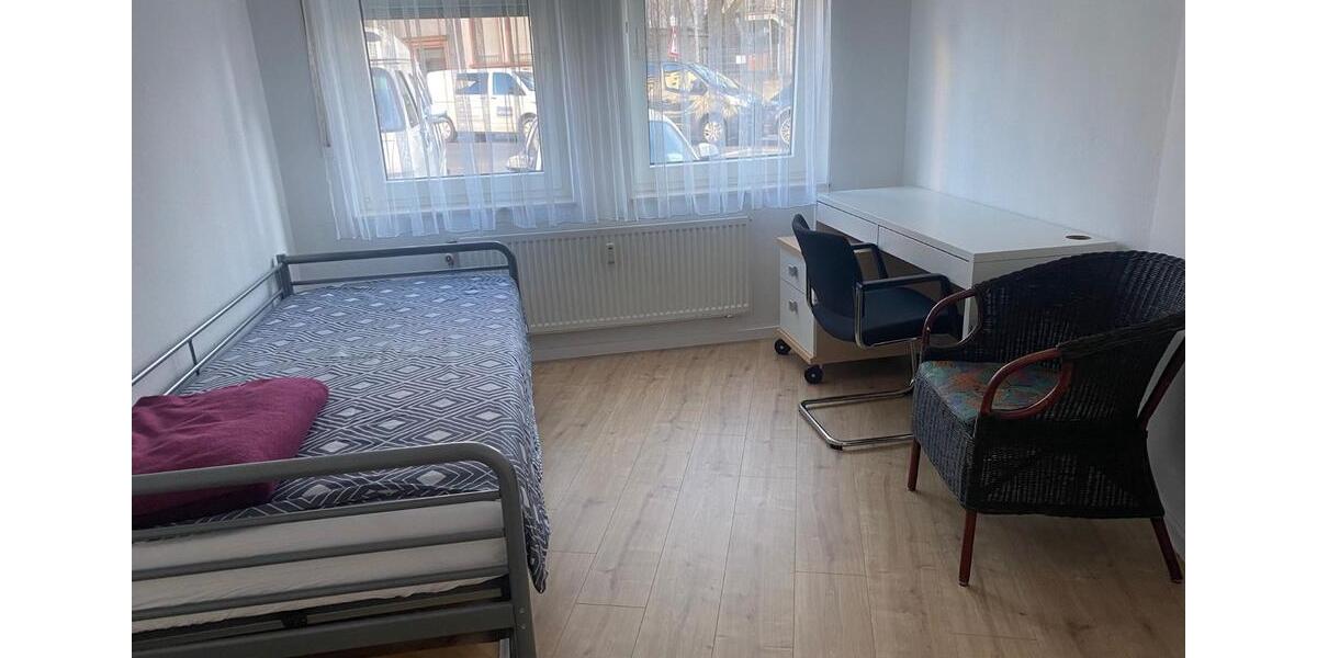 Erdgeschoßwohnung Frankfurt am Main Sachsenhausen - 4 Zimmer, 90 m&sup2;, 2.800&euro; | Angebot:25993296