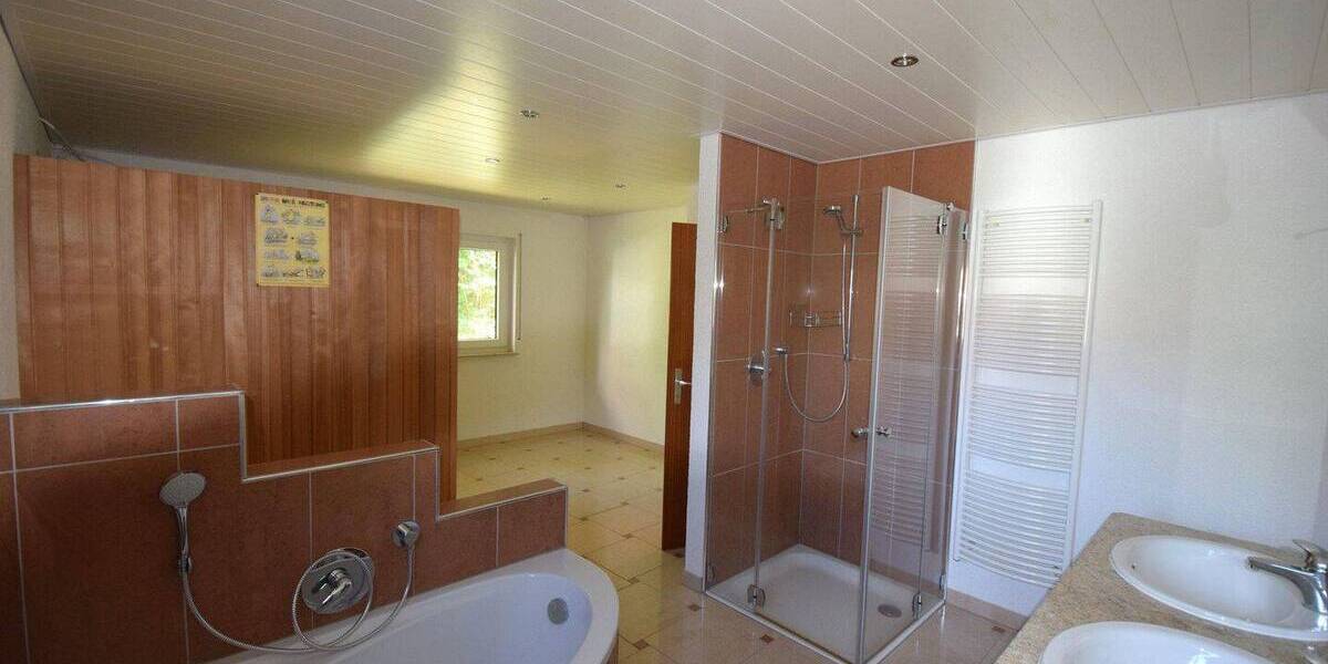 Mehrfamilienhaus, Wohnhaus Seeheim-Jugenheim Seeheim - 5 Zimmer, 196 m&sup2;, 742.000&euro; | Angebot:26583868