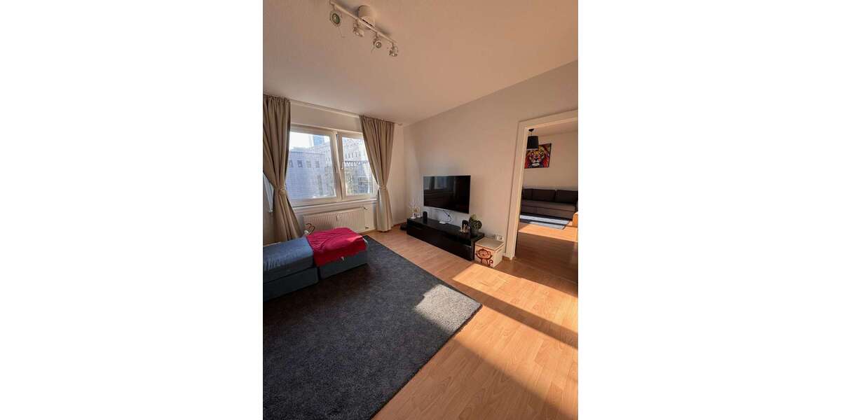 Etagenwohnung Frtankfurt Innenstadt - 3 Zimmer, 97 m&sup2;, 1.150&euro; | Angebot:26415714