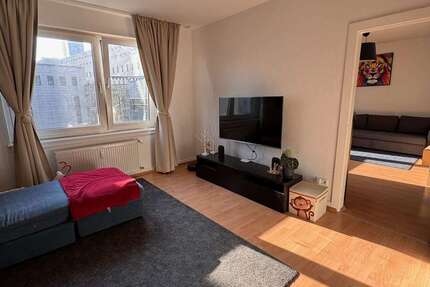 Wohnung Frtankfurt Innenstadt - 3 Zimmer, 97 m&sup2;, 1.150&euro; | Angebot:26415714