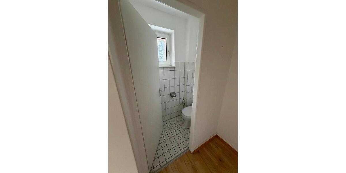 Erdgeschoßwohnung Darmstadt - 2.5 Zimmer, 60 m&sup2;, 1.000&euro; | Angebot:25479988