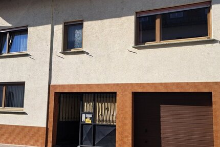 Flörsheim-OT, EFH + Nebengeb. 9 zimmer