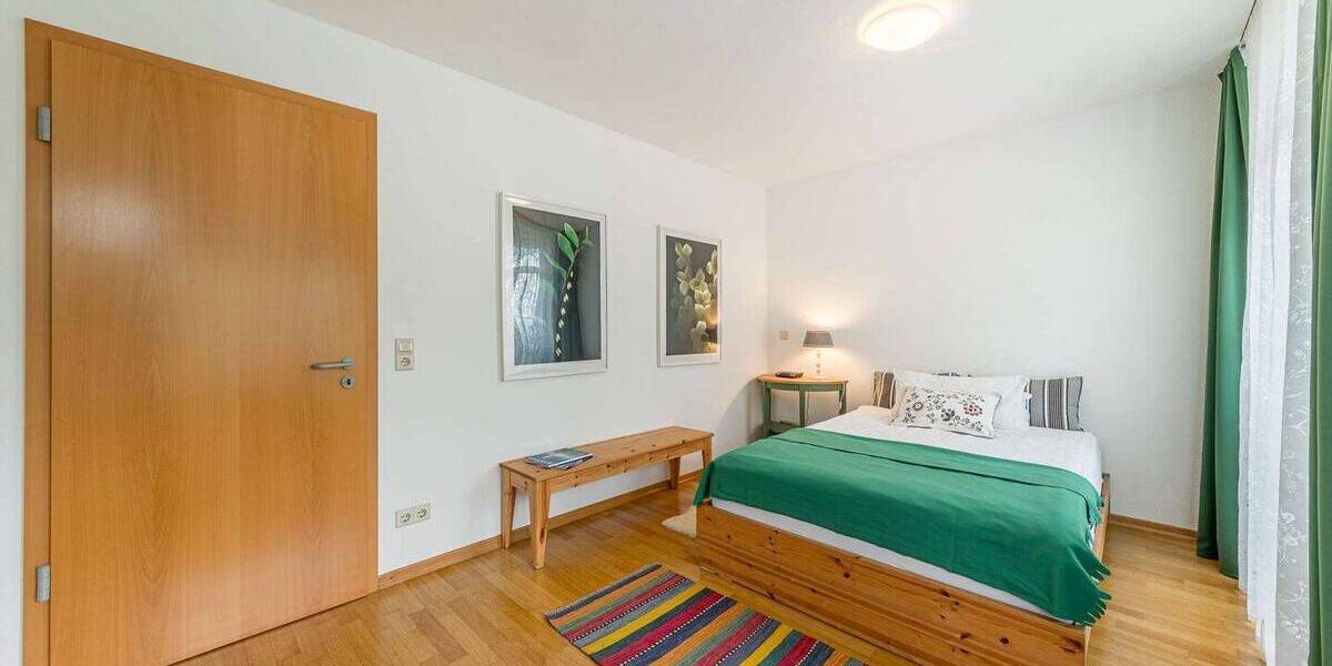 Etagenwohnung Frankfurt am Main Innenstadt - 2 Zimmer, 51 m&sup2;, 1.890&euro; | Angebot:26850976