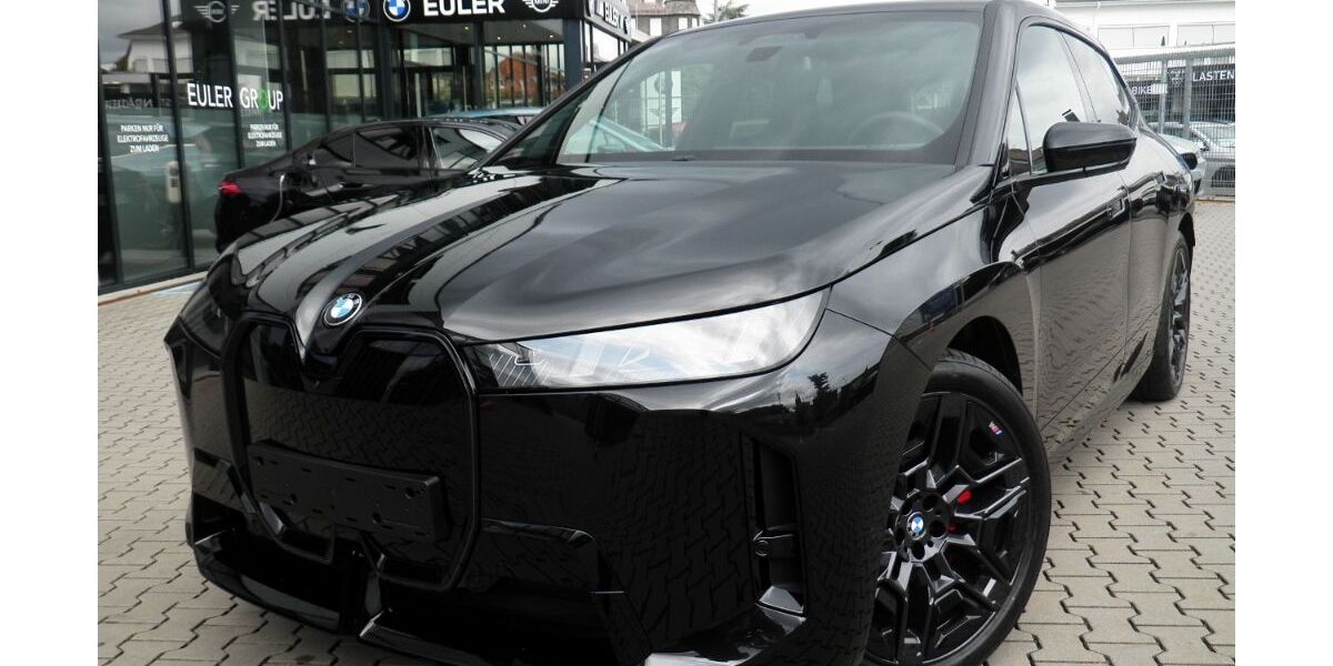 BMW iX 11.074 km 83.050 &euro; Frankfurt am Main 60435