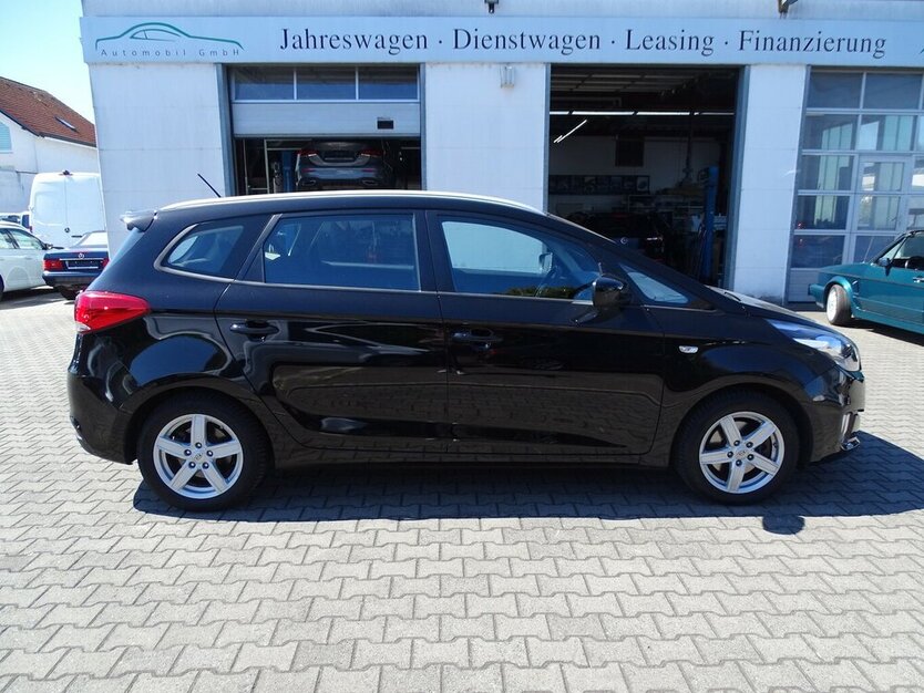 Kia Carens 1,6l Edition 7, Klima, 7-Sitzer, Sitzheizun 46.244 km 14.790 € Rodgau 63110