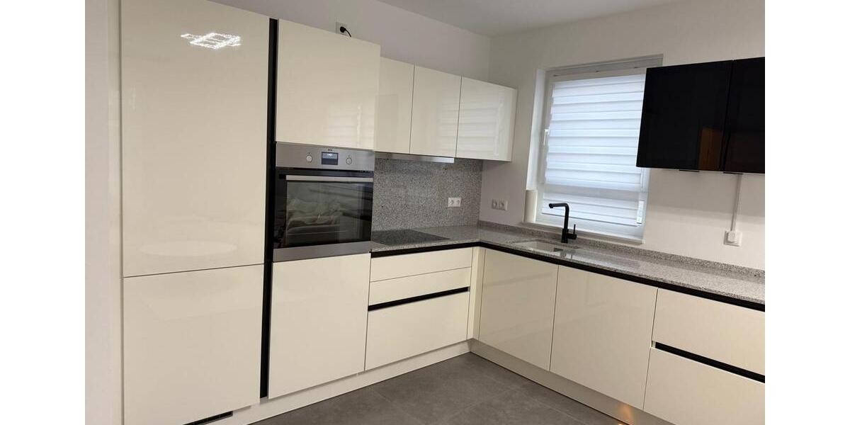 Erdgeschoßwohnung Offenbach am Main Bieber - 6 Zimmer, 188 m&sup2;, 2.800&euro; | Angebot:24534922