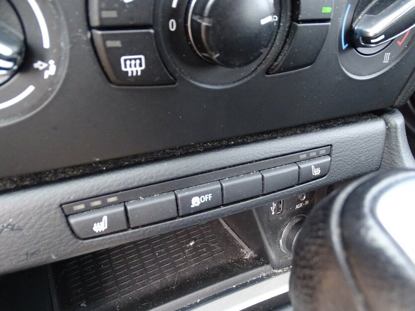 BMW X1 1.8l i sDrive, Steptronic, Sitzheizung, PDC hin 154.921 km 8.990 € Rodgau 63110