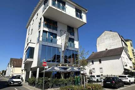 Haus zum Kaufen in Langen 1.350.000 € 400 m² 12 zimmer