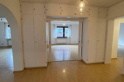 Wohnung Frankfurt am Main Westend-Süd - 4 Zimmer, 120 m&sup2;, 1.990&euro; | Angebot:26903717