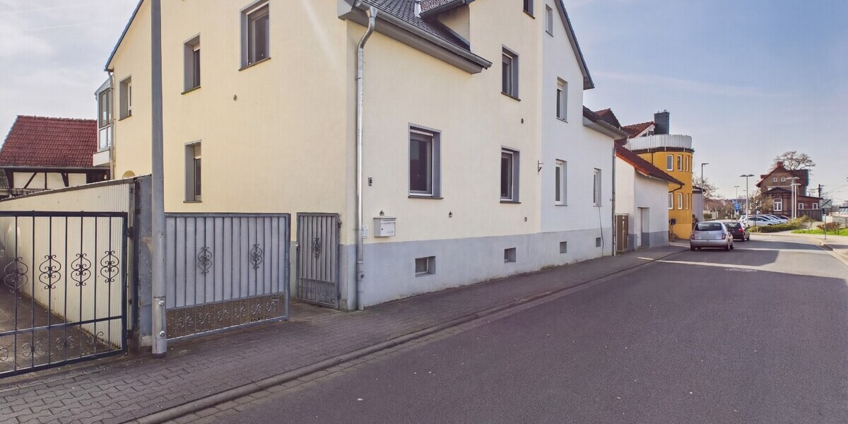Doppelhaushälfte mit Garten und Nebengebäude – ideal für Familien - Doppelhaushälfte Rodgau | Angebot:26963792