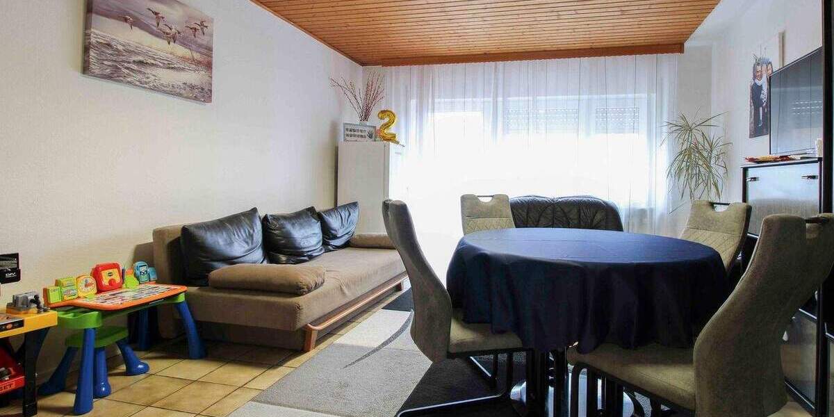 Vermietete 3-Zimmer-Wohnung mit Balkon und Außenstellplatz 3 zimmer