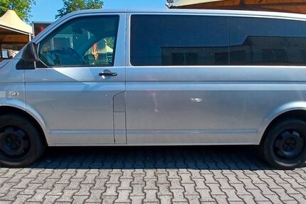 VW T5 Transporter 238.500 km 10.500 &euro; Rüsselsheim 65428