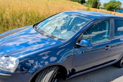 VW Golf 271.700 km 2.700 &euro; Pfungstadt 64319