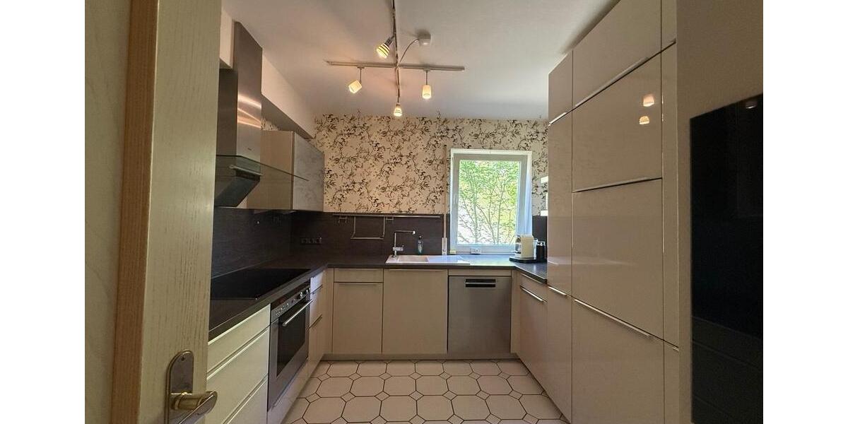 Maisonettenwohnung Darmstadt Eberstadt - 6 Zimmer, 196 m&sup2;, 800.000&euro; | Angebot:26426648