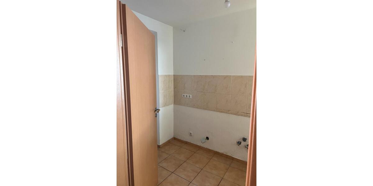 Etagenwohnung Offenbach am Main Bieberer Berg - 3 Zimmer, 85 m&sup2;, 1.300&euro; | Angebot:26348431