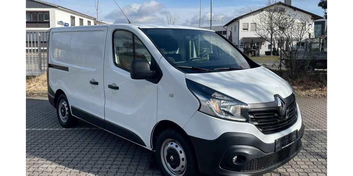 Renault Trafic 97.000 km 12.480 &euro; Langen 63225