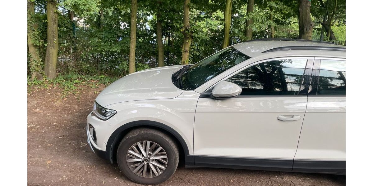 VW T-Roc 87.000 km 22.400 &euro; Frankfurt 65929