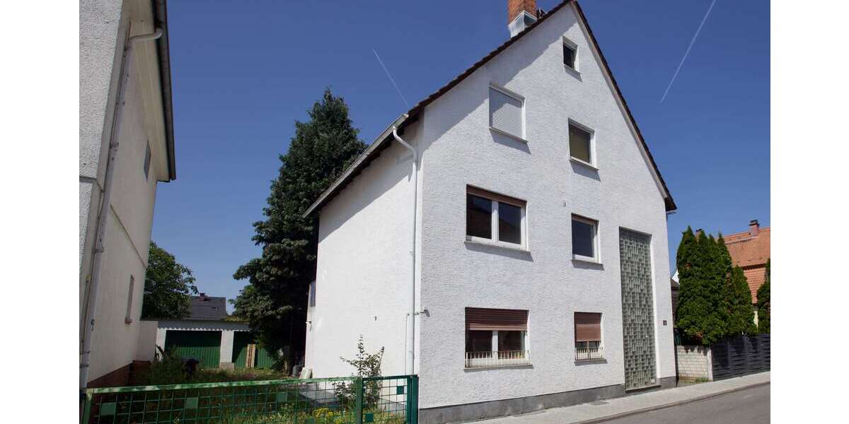 Einfamilienhaus Darmstadt Arheilgen - 9 Zimmer, 233 m&sup2;, 550.000&euro; | Angebot:25237150