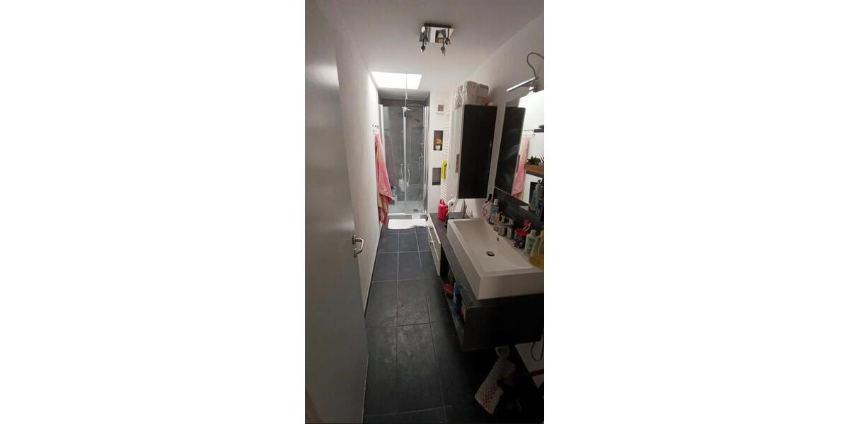 Frauen-WG Frisch Renoviertes Gemütliches Möbliertes Zimmer 1 zimmer