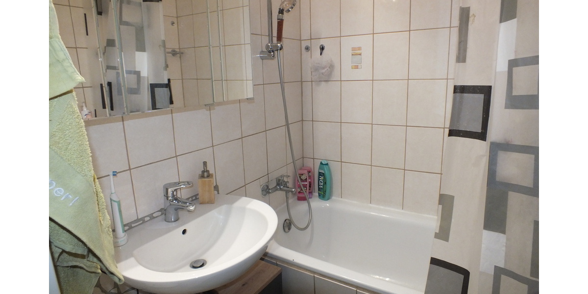 Schicke 3 Zimmer ETW mit ca. 80m² Wohnfläche Kfz. Stellpl.und Balkon - Appartement Groß-Gerau Gerau | Angebot:26975109
