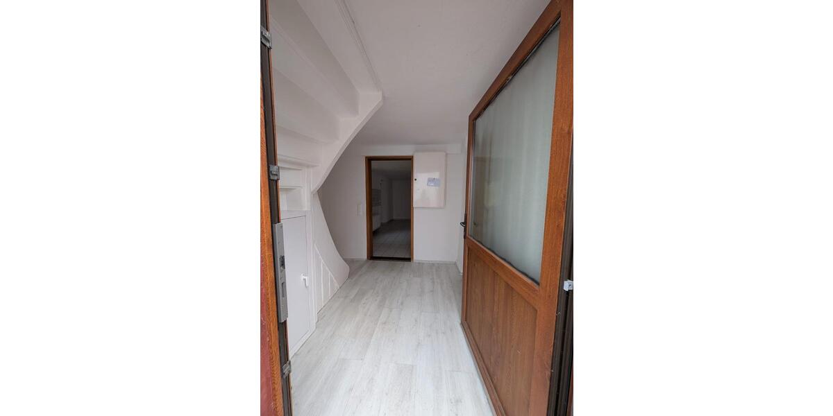 Einfamilienhaus Nackenheim - 5 Zimmer, 110 m&sup2;, 1.300&euro; | Angebot:26195232