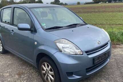 Daihatsu Sirion 172.300 km 1.999 € Wiesbaden 65203
