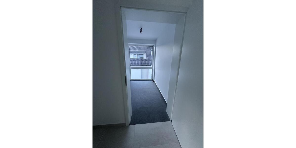 Einfamilienhaus Kelsterbach - 3 Zimmer, 65 m&sup2;, 1.590&euro; | Angebot:25161985