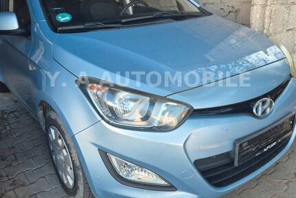Hyundai i20 51.585 km 6.450 &euro; Frankfurt am Main 65931