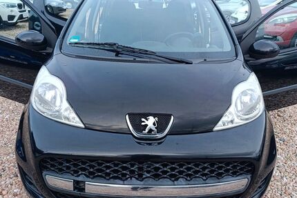 Peugeot 107 156.700 km 2.250 &euro; Rodgau 63110