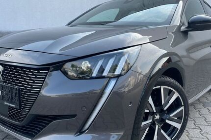 Peugeot 208 67.000 km 15.990 &euro; Rüsselsheim 65428