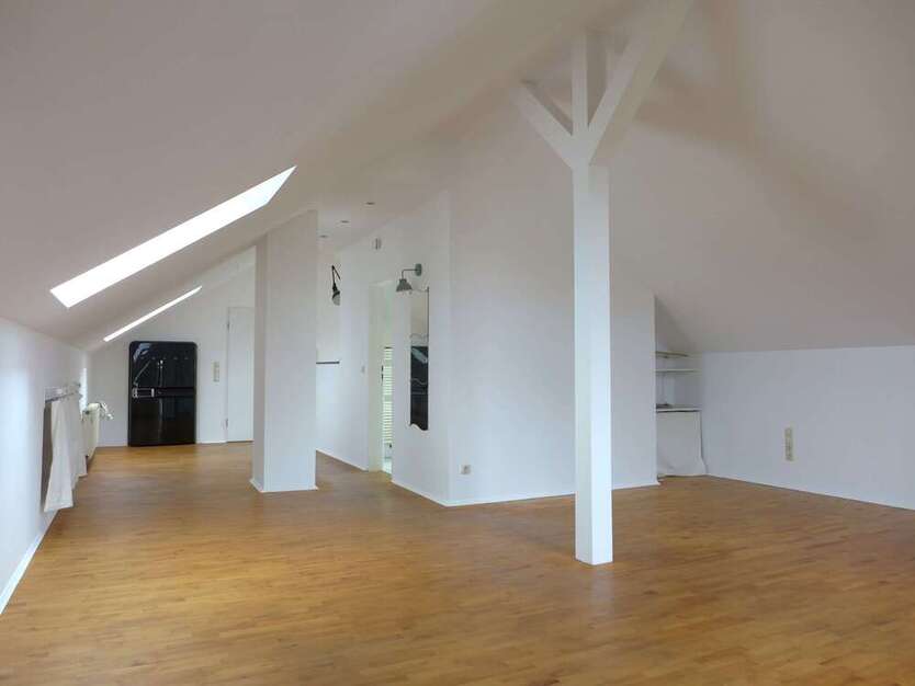 Wohnung zum Mieten in Frankfurt am Main 725 € 58 m²