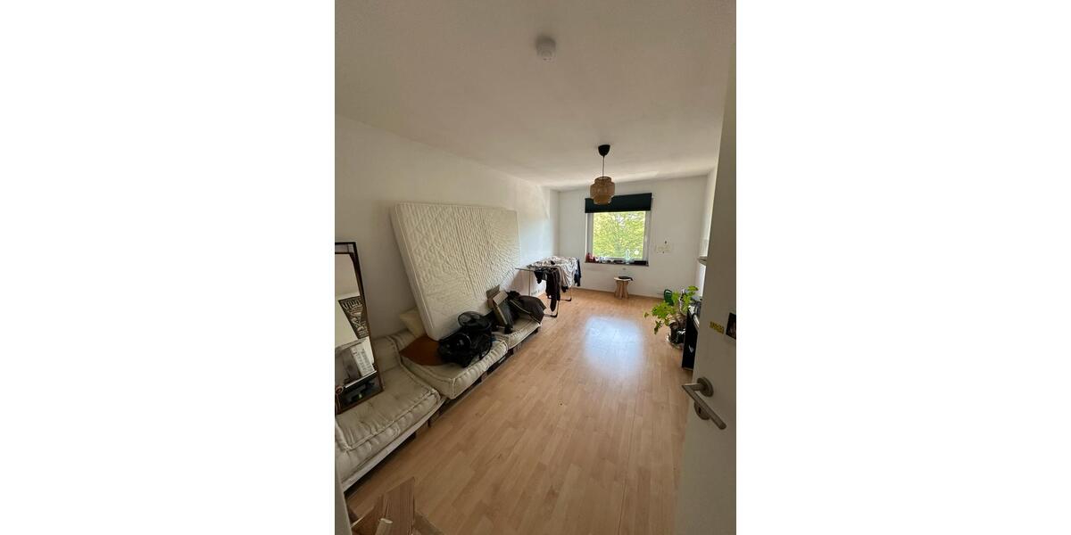 Etagenwohnung Darmstadt Bessungen - 3 Zimmer, 80 m&sup2;, 1.470&euro; | Angebot:26316290