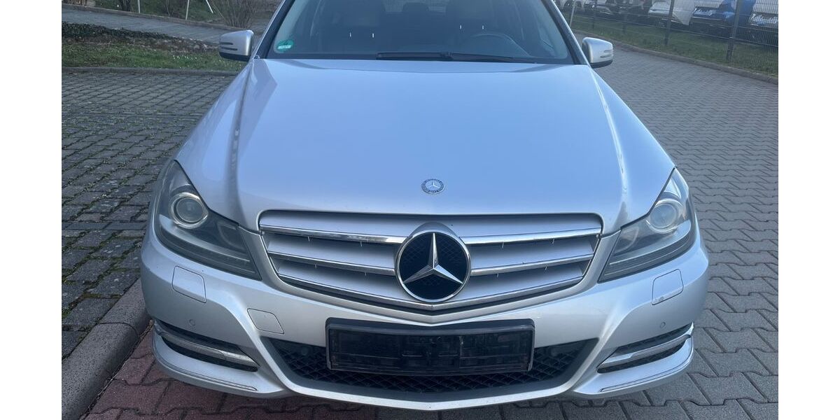 Mercedes-Benz C 250 326.000 km 5.000 &euro; Dietzenbach 63128