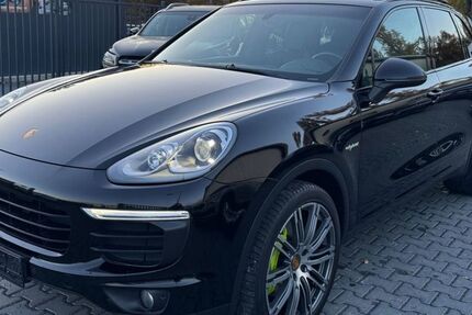 Porsche Cayenne 182.000 km 29.600 &euro; Rüsselsheim 65428